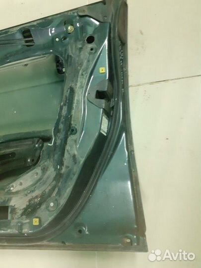 Дверь передняя правая Toyota Crown GS141 1GFE 1994