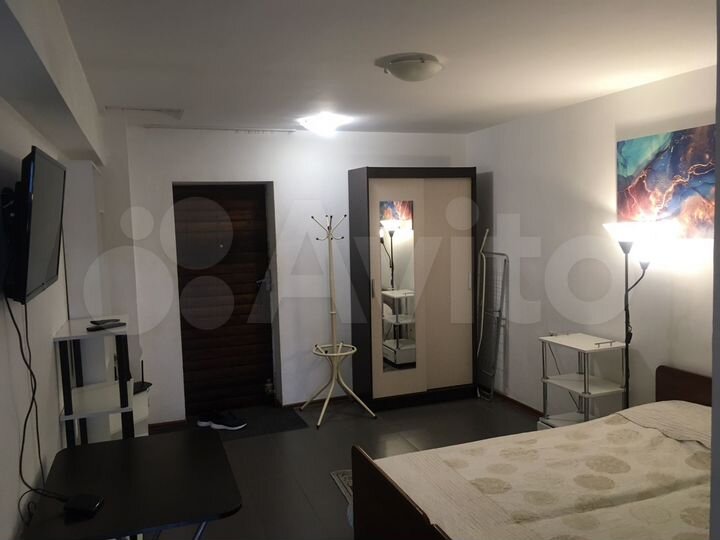 Дом 28 м² на участке 1 сот.