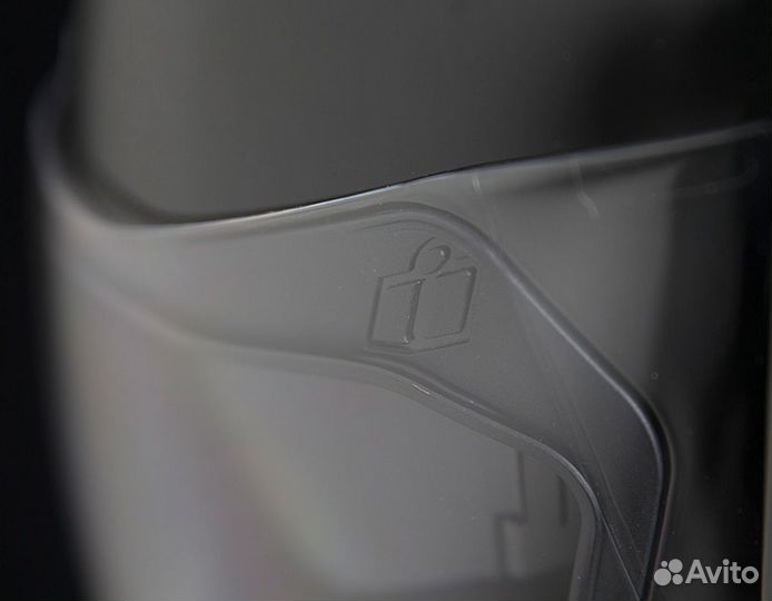 Icon Airflite Gloss мотошлем черный