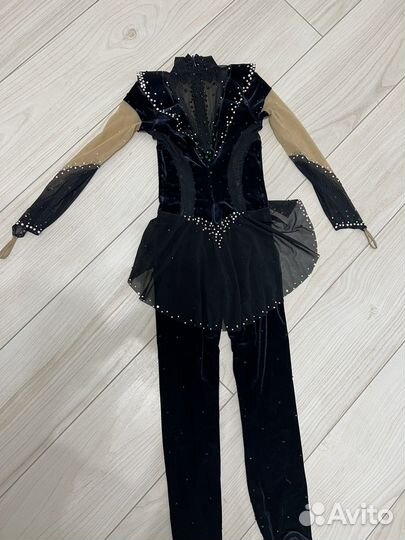 Комбинезон для выступлений фигурное катание