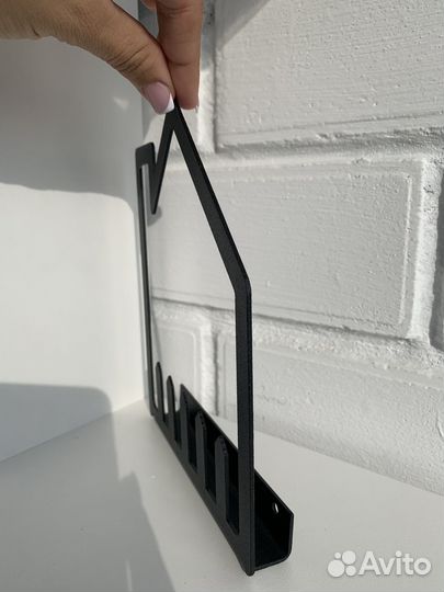 Ключница настенная металлическая новая