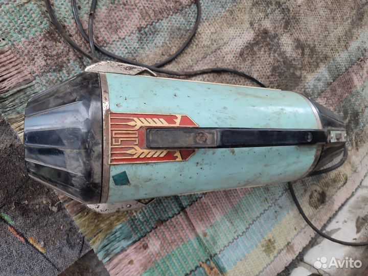 Пылесос Ракета СССР рабочий без шлангов