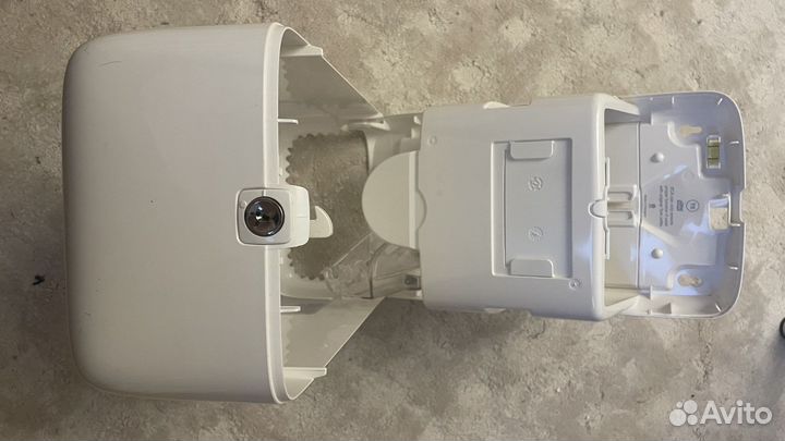 Диспенсер tork