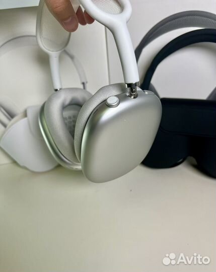 Беспроводные наушники apple airpods max два цвета