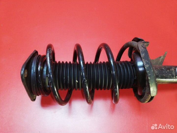 Стойка подвески передняя левая Ford Focus CB4 qqdb