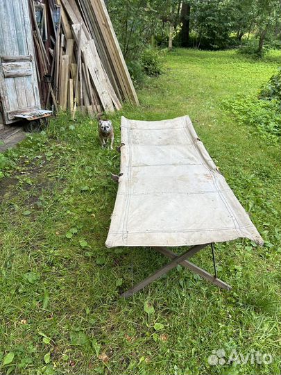 Старинная офицерская раскладушка