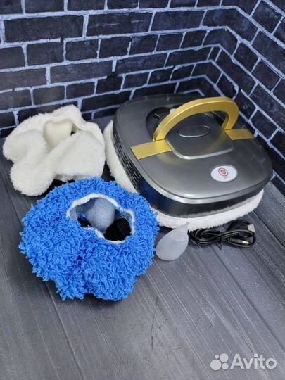 Робот полотер