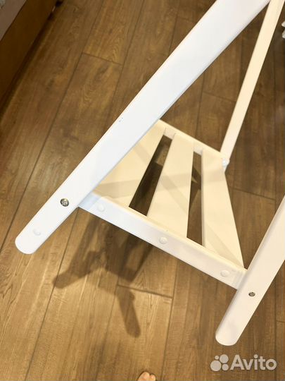 Детская вешалка