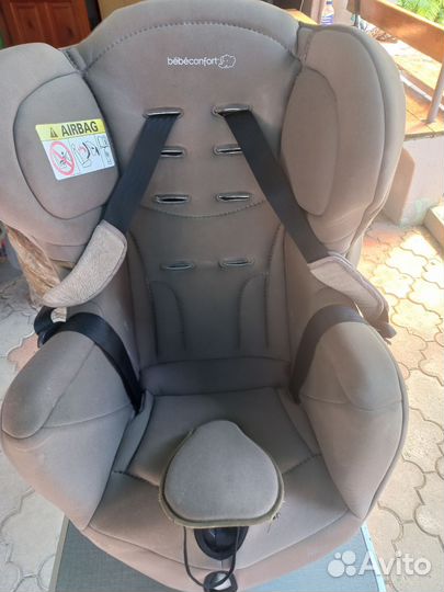 Продам автокресло bebeconfort 9-18 кг