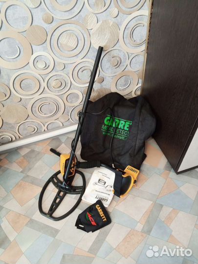 Металлоискатель garrett