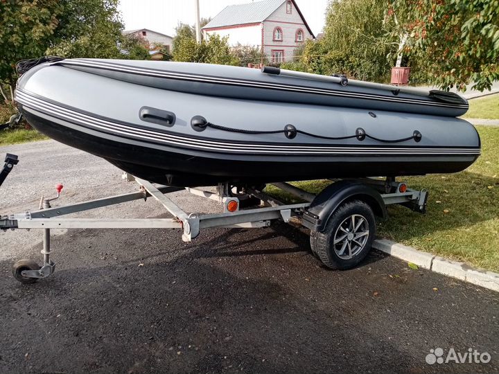 Лодка риф тритон T390F