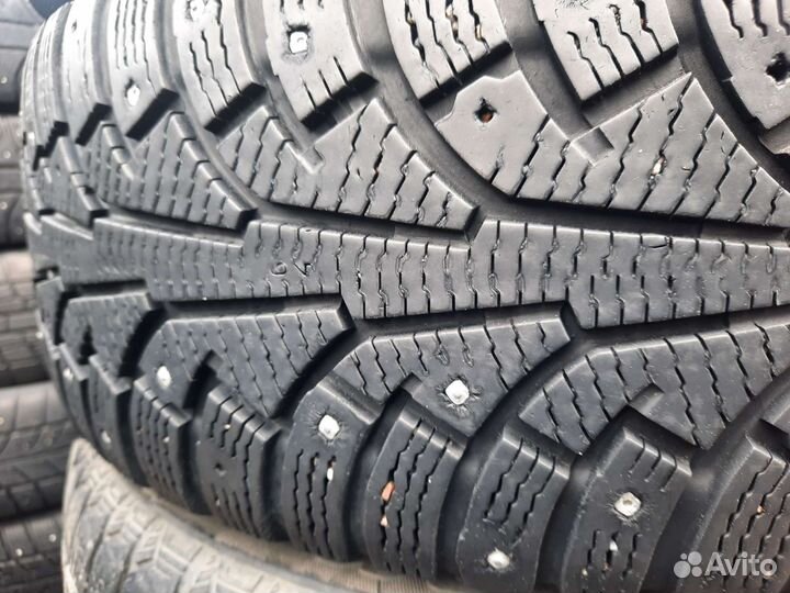 Nokian Tyres Hakkapeliitta 5 215/60 R17 100T