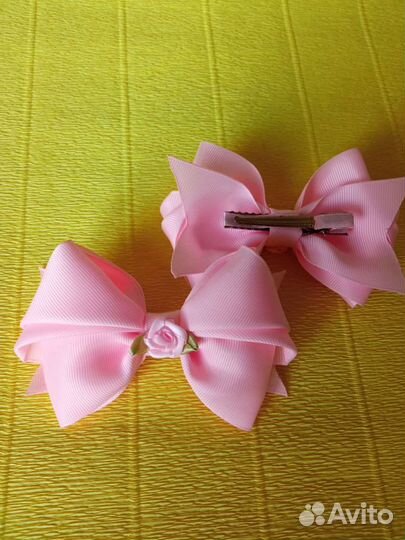 Бант на резинке/заколке для девочки