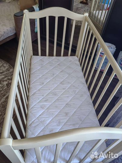 Детская кровать маятник