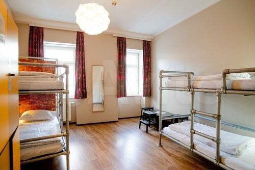 Комната 24 м² в 2-к., 2/12 эт.