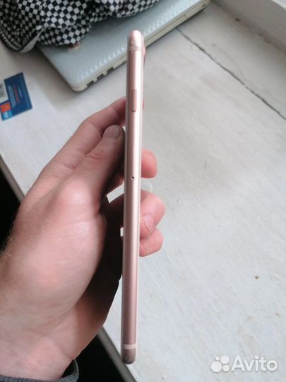 Телефон iPhone 8 plus