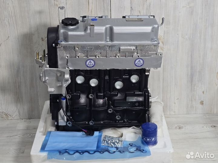 Двигатель Новый 4G18 mitsubishi