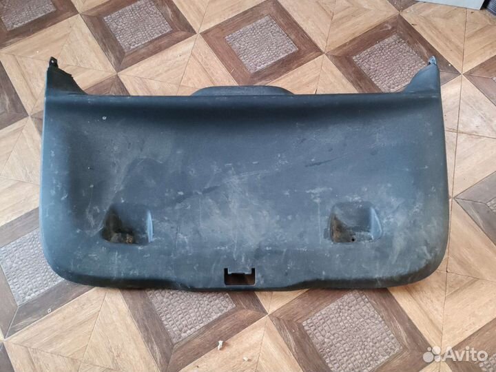 Рено гранд сценик 3 обшивка багажника