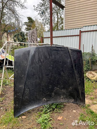 Капот mercedes w124