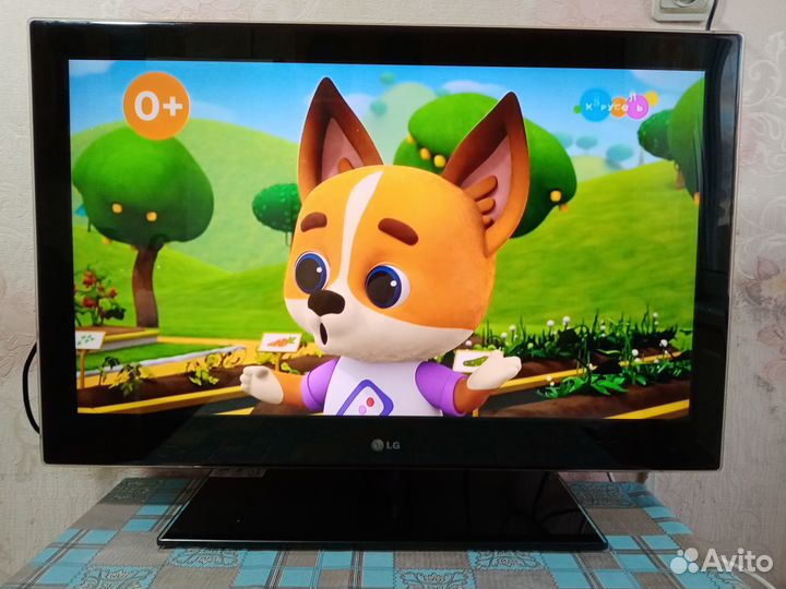 Телевизор ЖК