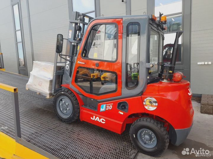 Вилочный погрузчик JAC CPCD30, 2023