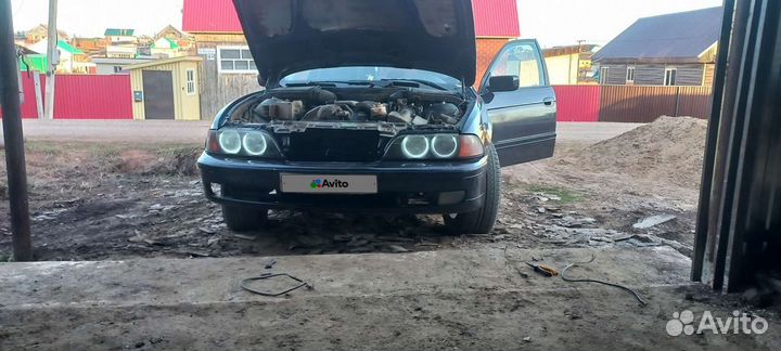 BMW 5 серия 2.0 МТ, 1996, битый, 257 000 км