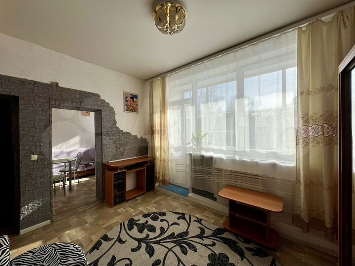 1-к. квартира, 35 м², 4/4 эт.