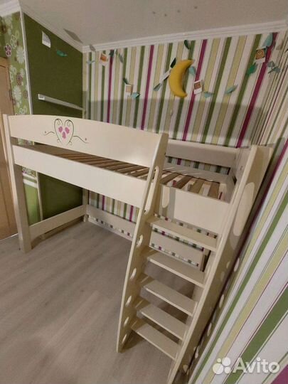 Детская кровать чердак