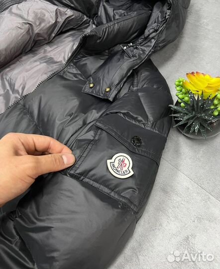 Зимняя куртка moncler