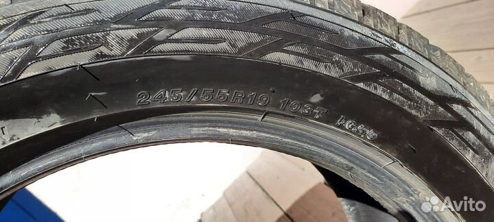 Yokohama 125T 245/55 R19