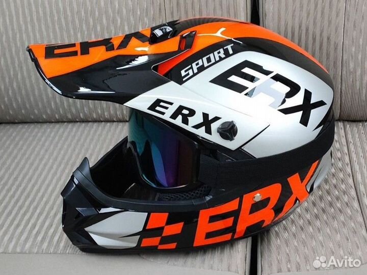 Шлем Новый размер М57-58