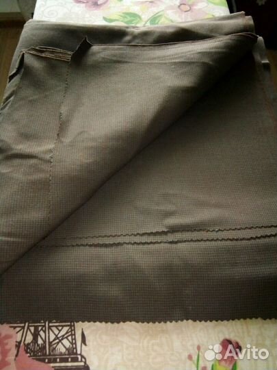 Отрезы костюмные (букле, сукно, шерсть)