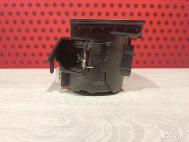 Подстаканник Bmw 5 G30 B48B20A 2018