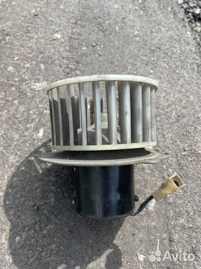 Моторчик печки волга