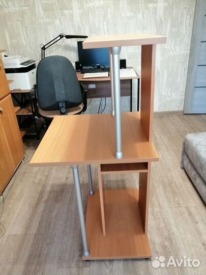 Компьютерный стол