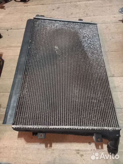 Радиатор Охлаждения Гольф 5 Пассат Б6 Октавия