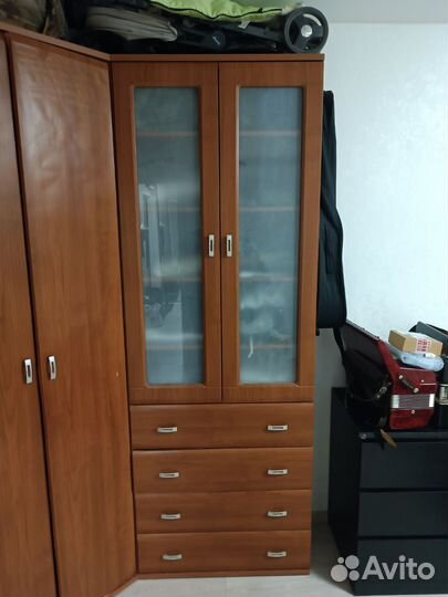 Шкаф угловой б/у