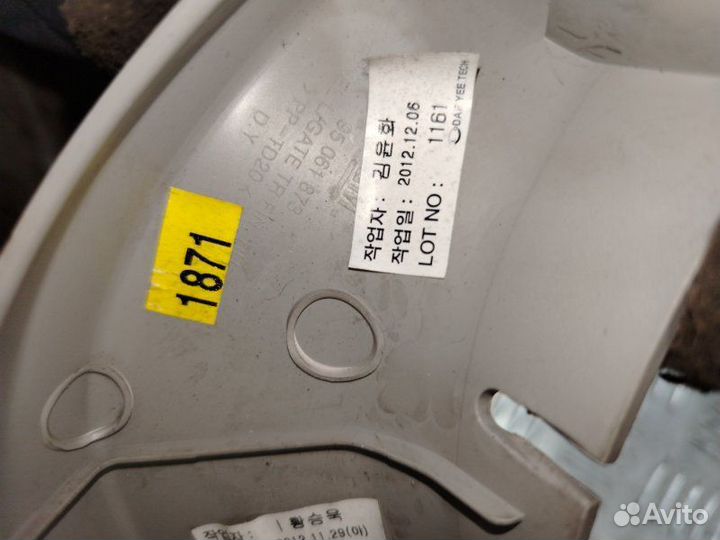 Обшивка двери багажника левая Opel Antara C145