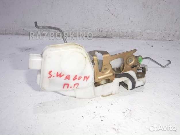 Замок двери передней правой