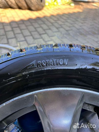 Bridgestone Blizzak Spike-02 SUV 205/55 R16 91J