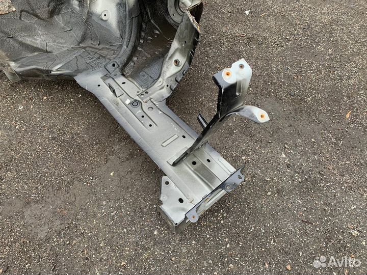 Лонжерон передний правый Mazda 3 BM