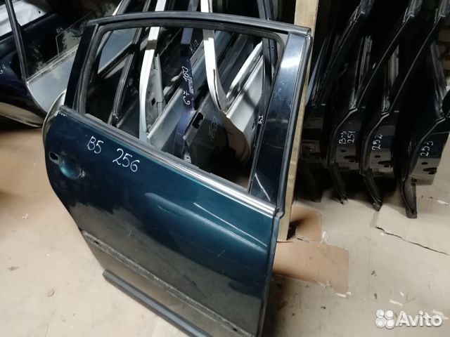 Дверь задняя правая Volkswagen Passat B5