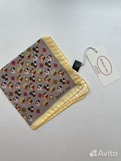 Шелковый платок Radical chic новый