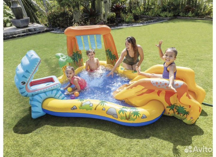 Надувной бассейн, игровой центр