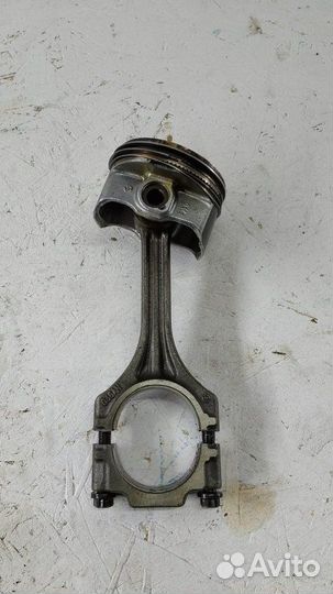 Поршень с шатуном Volkswagen Polo седан 1.6 cfna