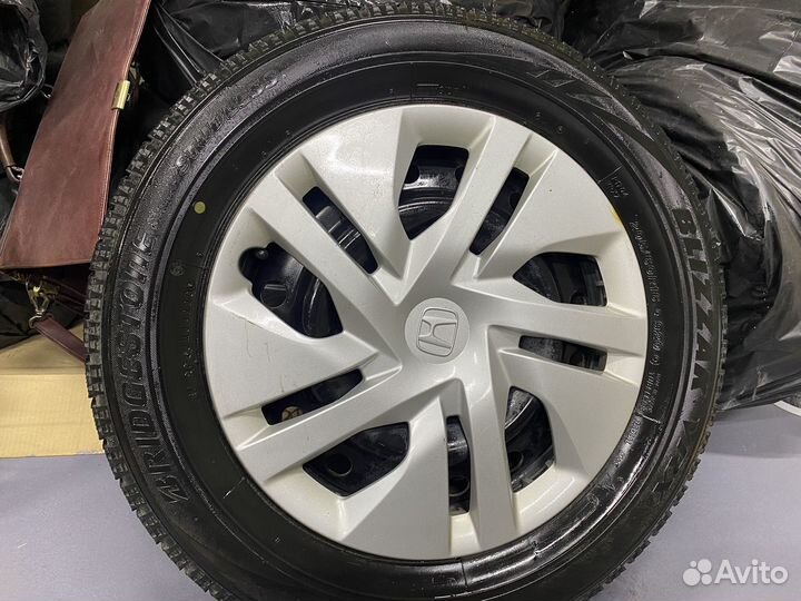 Колеса в сборе r16 зимние на honda stepwgn