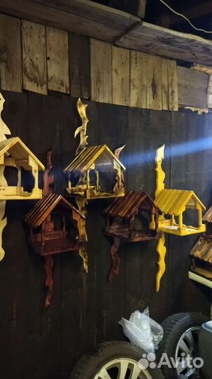 Кормушки для птиц и для белок