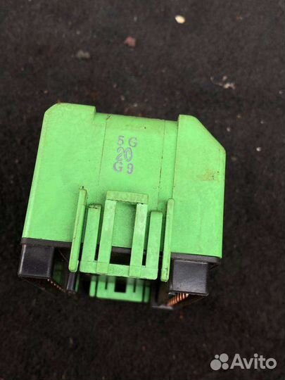 Реле стеклоочистителя Lancer 9 mr515500 1106000030