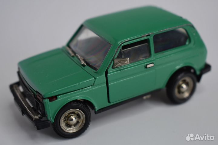 Нива ваз 2121 А20 модель СССР 1:43