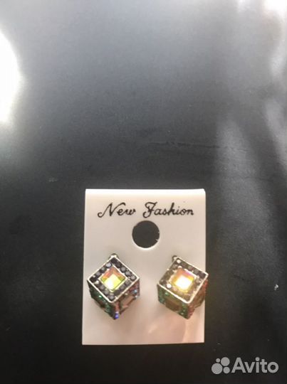Серьги куб